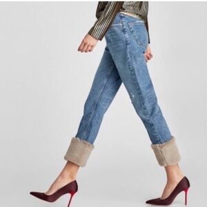 ZARA NWT VINTAGE HIGH RISE STRAIGHT JEANS FUR CUFF HEM ANKLE CROP WOMENS SIZE 2
